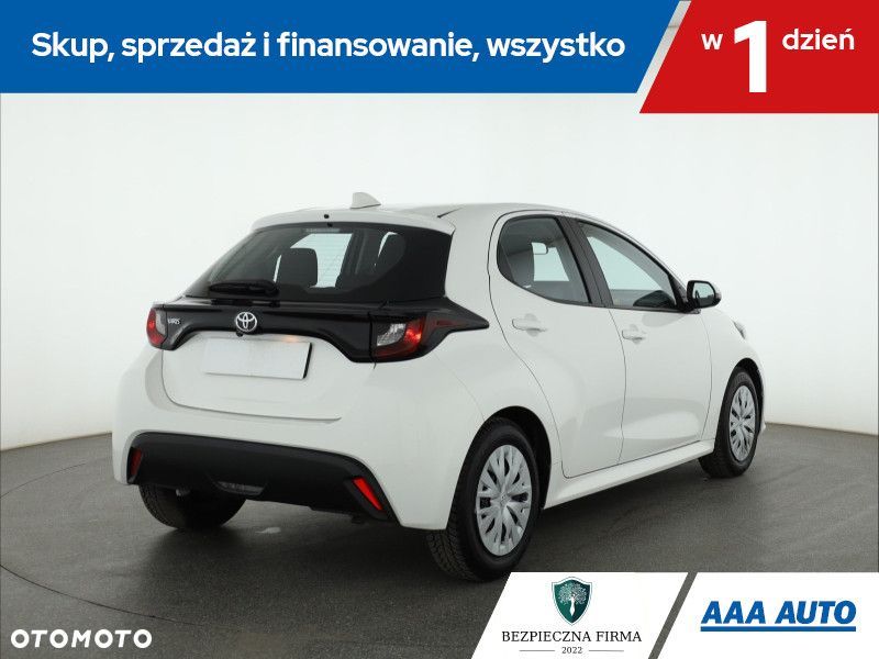 Toyota Yaris - 7