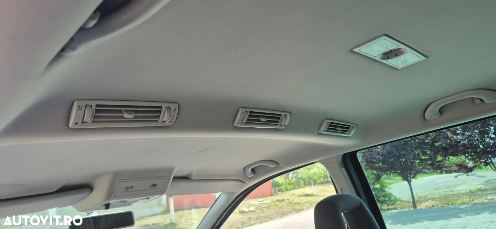 Volkswagen Sharan - 10