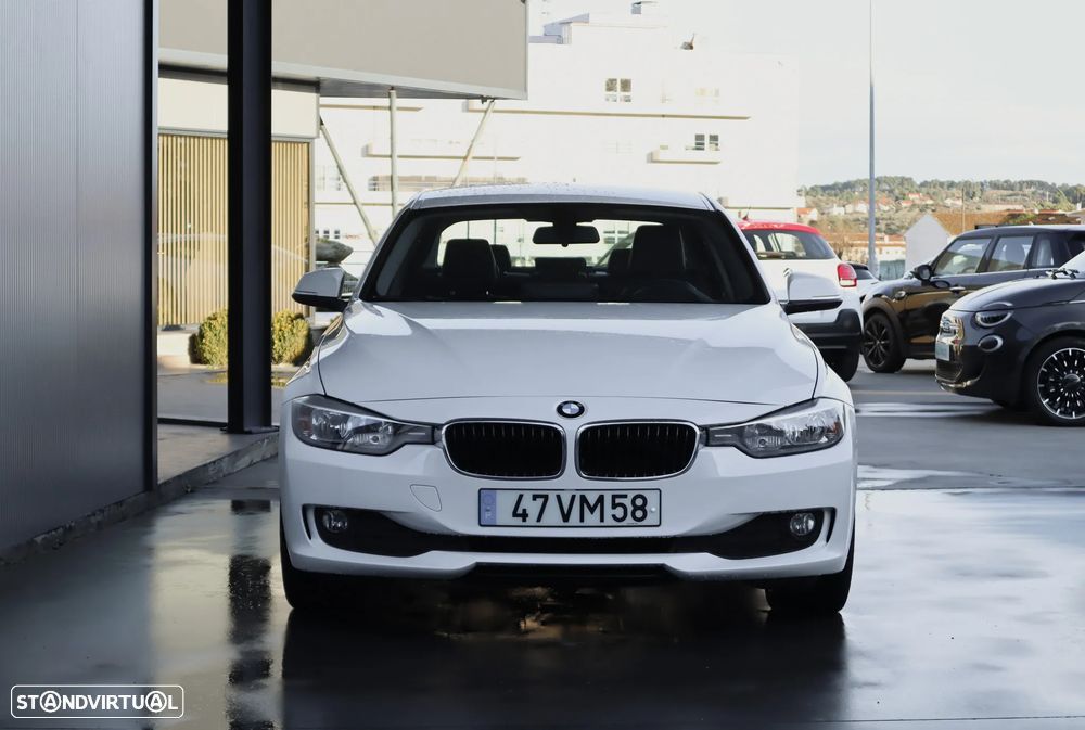 BMW 318 d Sport - 3