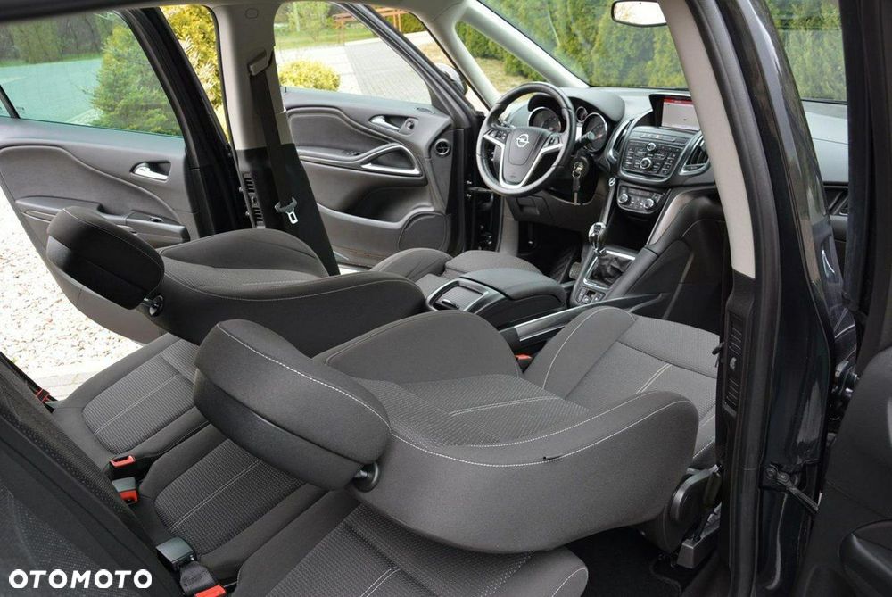 Opel Zafira 1.4 Turbo Innovation - 19