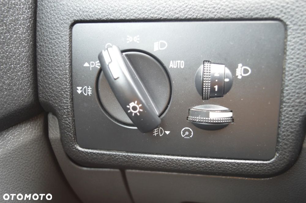 Ford Kuga 2.0 TDCi 4x4 Individual - 24