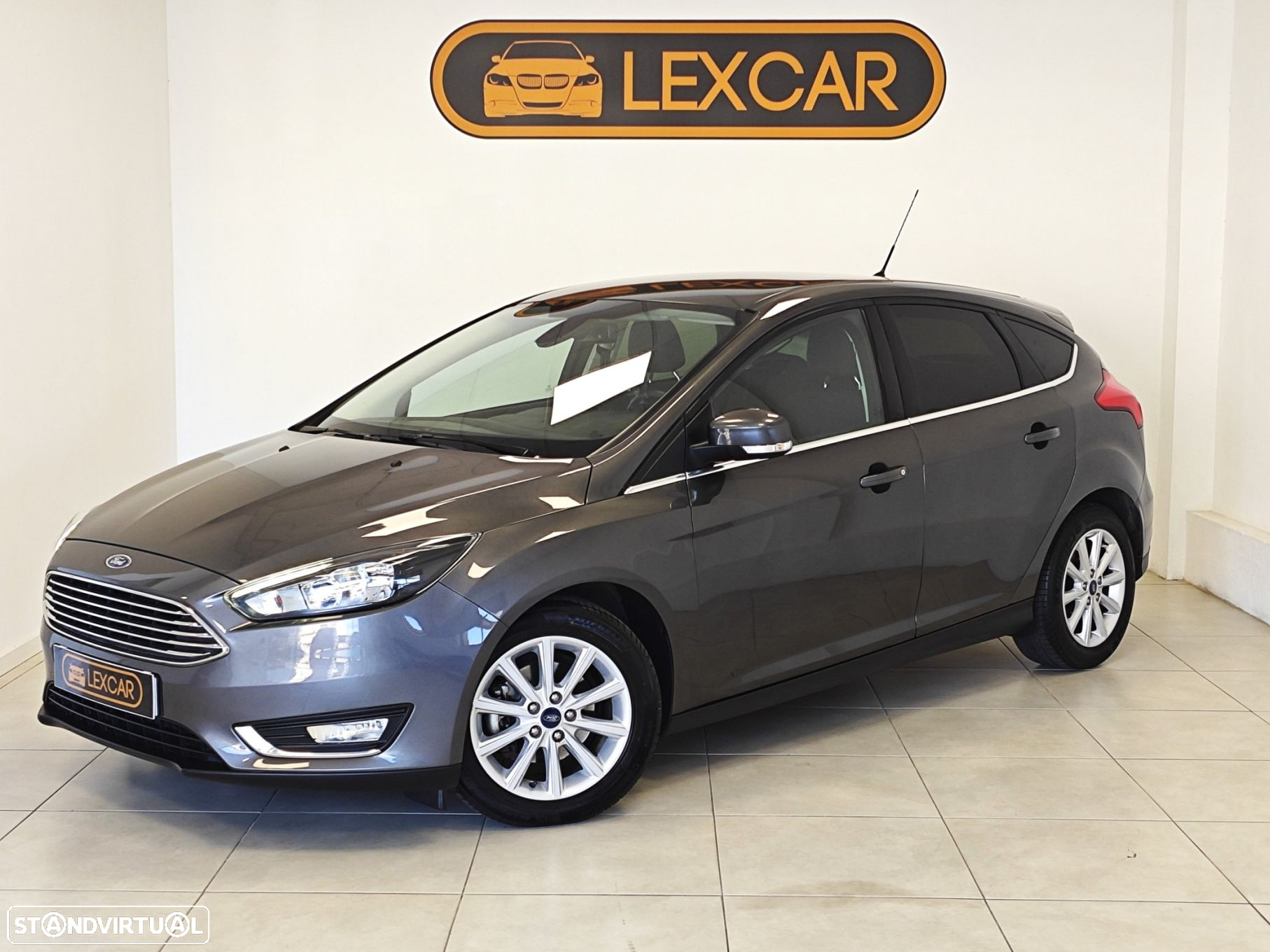 Ford Focus 1.0 SCTi Titanium - 12