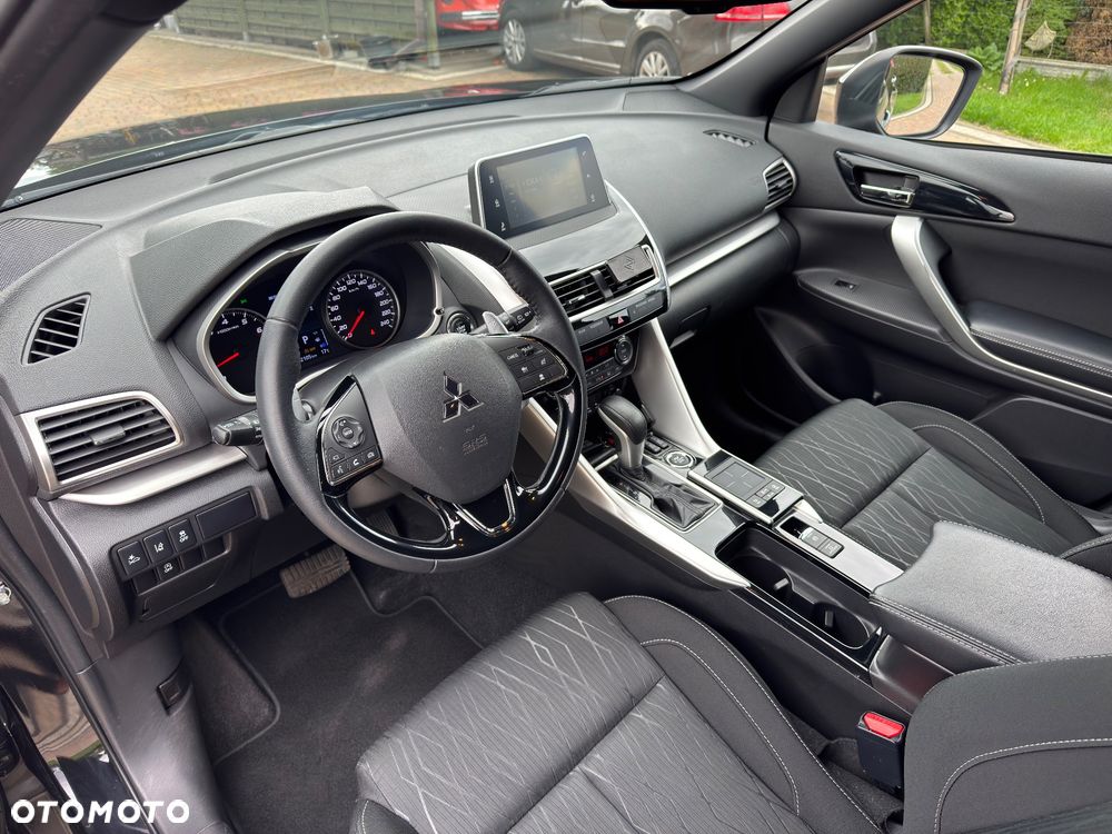 Mitsubishi Eclipse Cross - 34