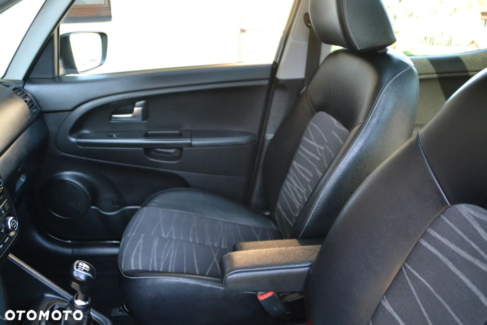 Kia Venga 1.4 CVVT ISG Dream Team Edition - 19