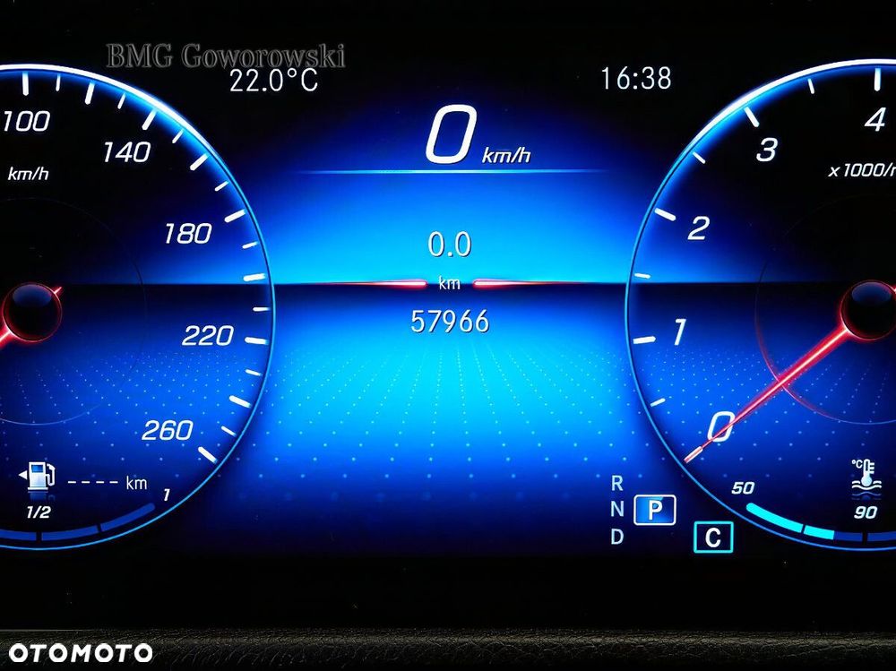 Mercedes-Benz GLB 2023