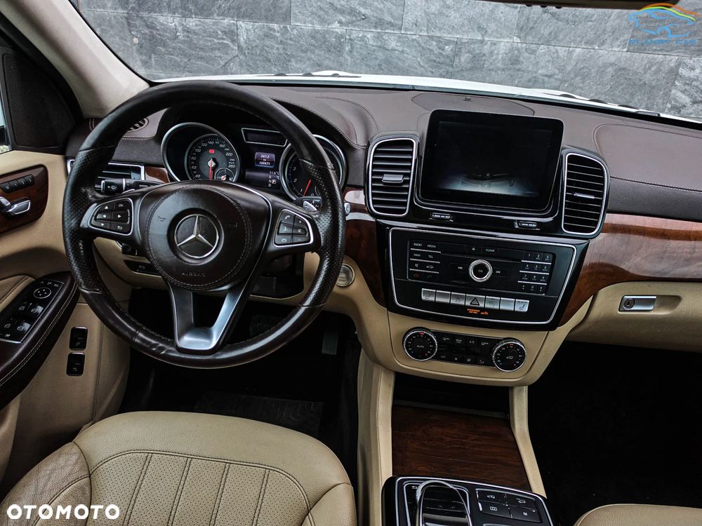 Mercedes-Benz GLS 400 4Matic 9G-TRONIC - 17