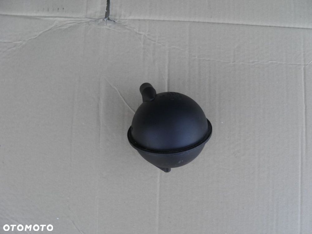 T5 TRANSPORTER 2.5TDI ZBIORNIK PODCIŚNIENIA - 1