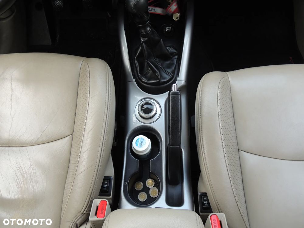 Mitsubishi Outlander 2.0 DID Instyle NAVI - 13