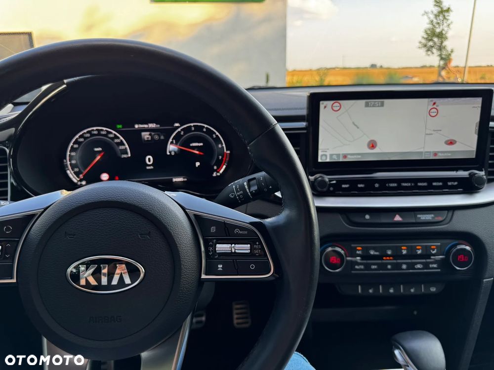 Kia XCeed 1.4 T-GDI L Business Line DCT - 4