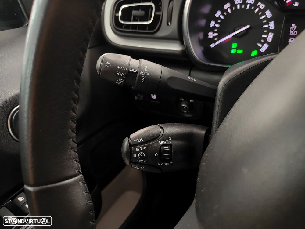 Citroën C3 1.2 PureTech Shine Pack - 53