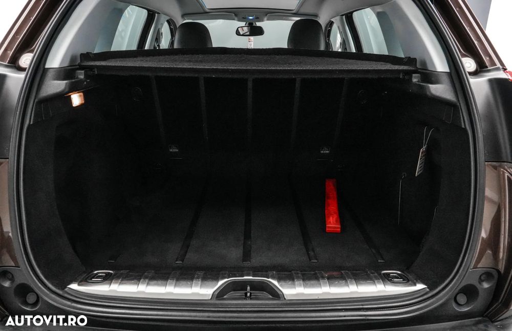 Peugeot 2008 1.2 PureTech Turbo Allure - 23