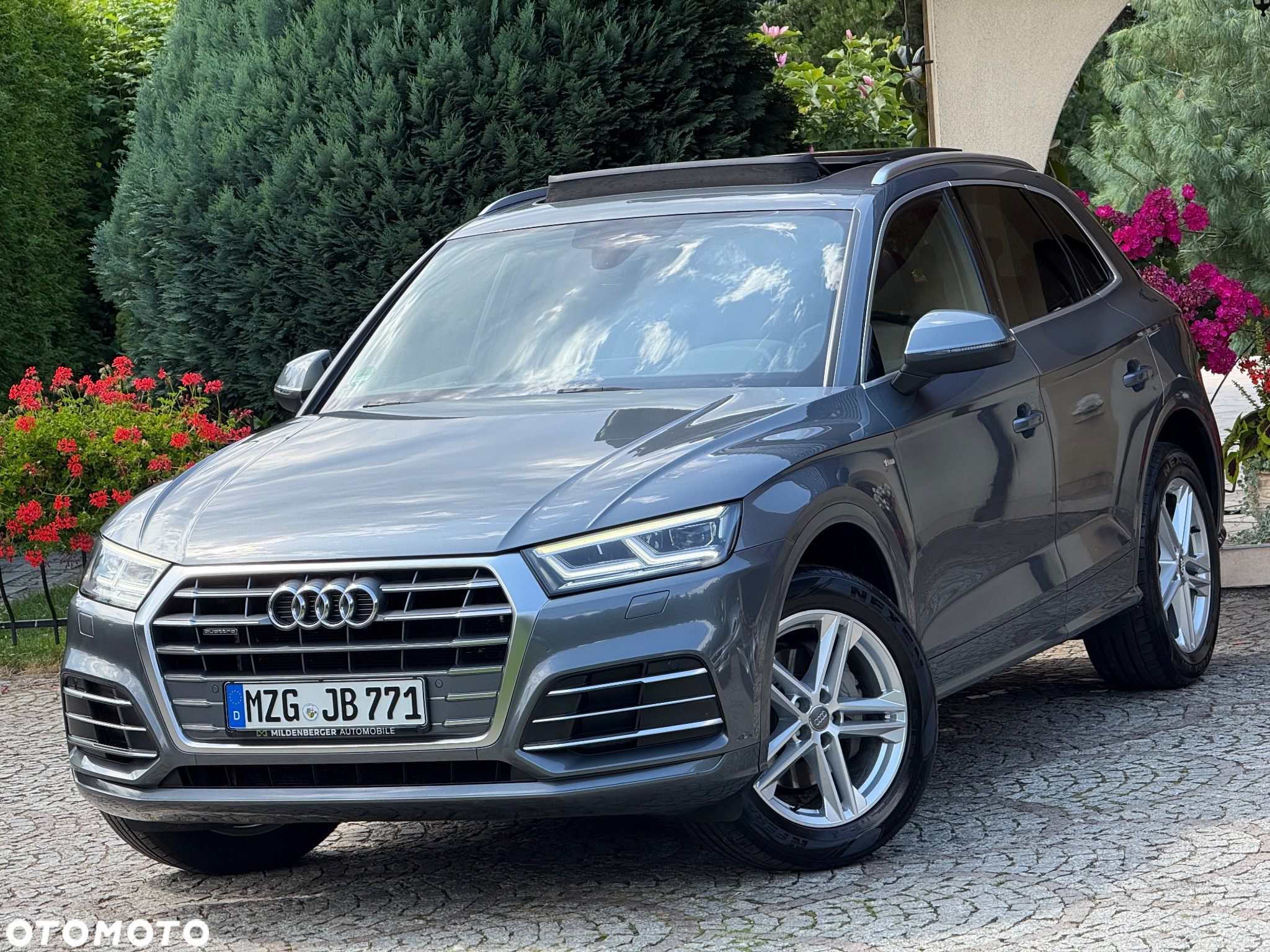 Audi Q5 40 TDI quattro S tronic sport - 2