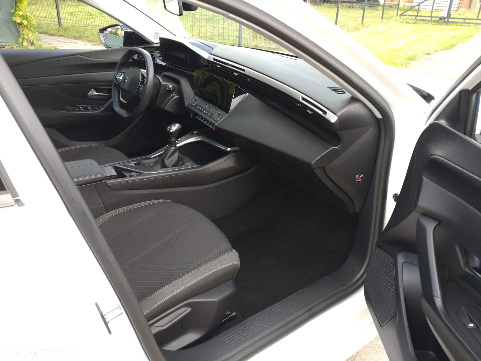 Peugeot 308 1.2 PureTech GPF Allure Pack S&S - 18