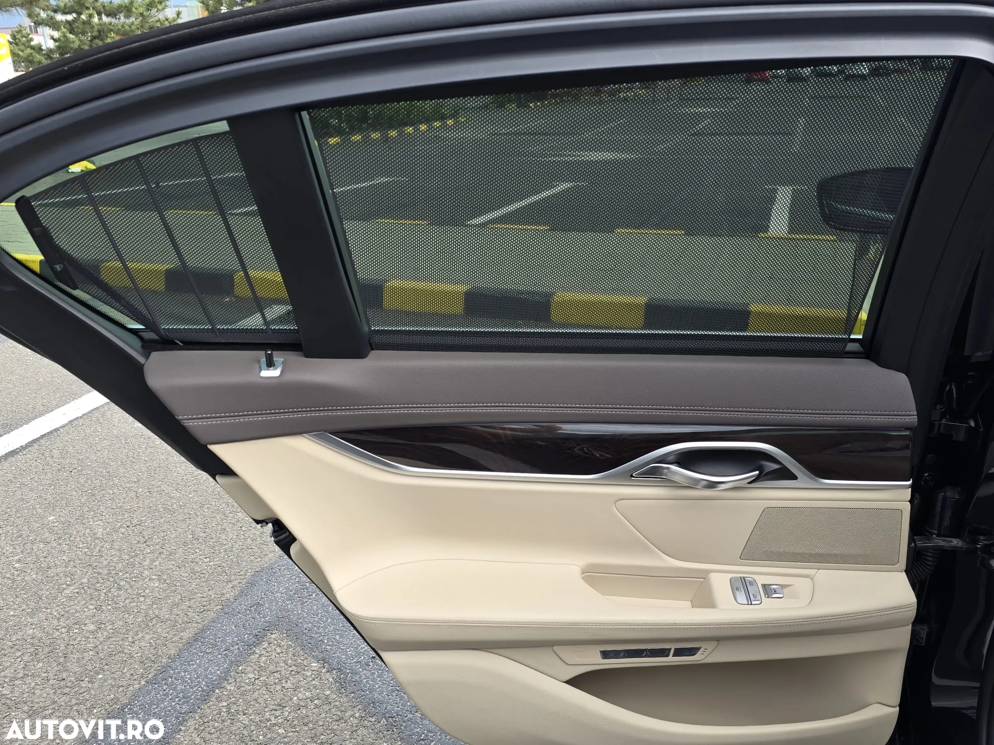 BMW Seria 7 730d xDrive - 15