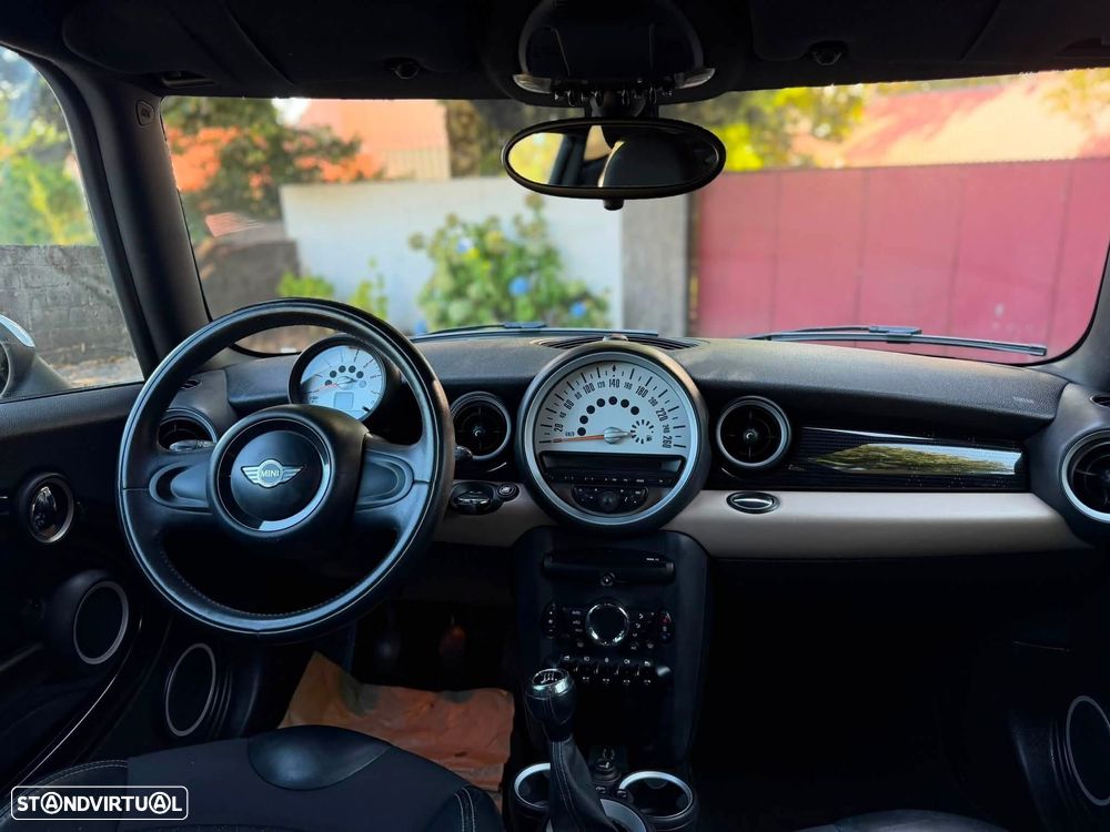 MINI 3 Portas - 8