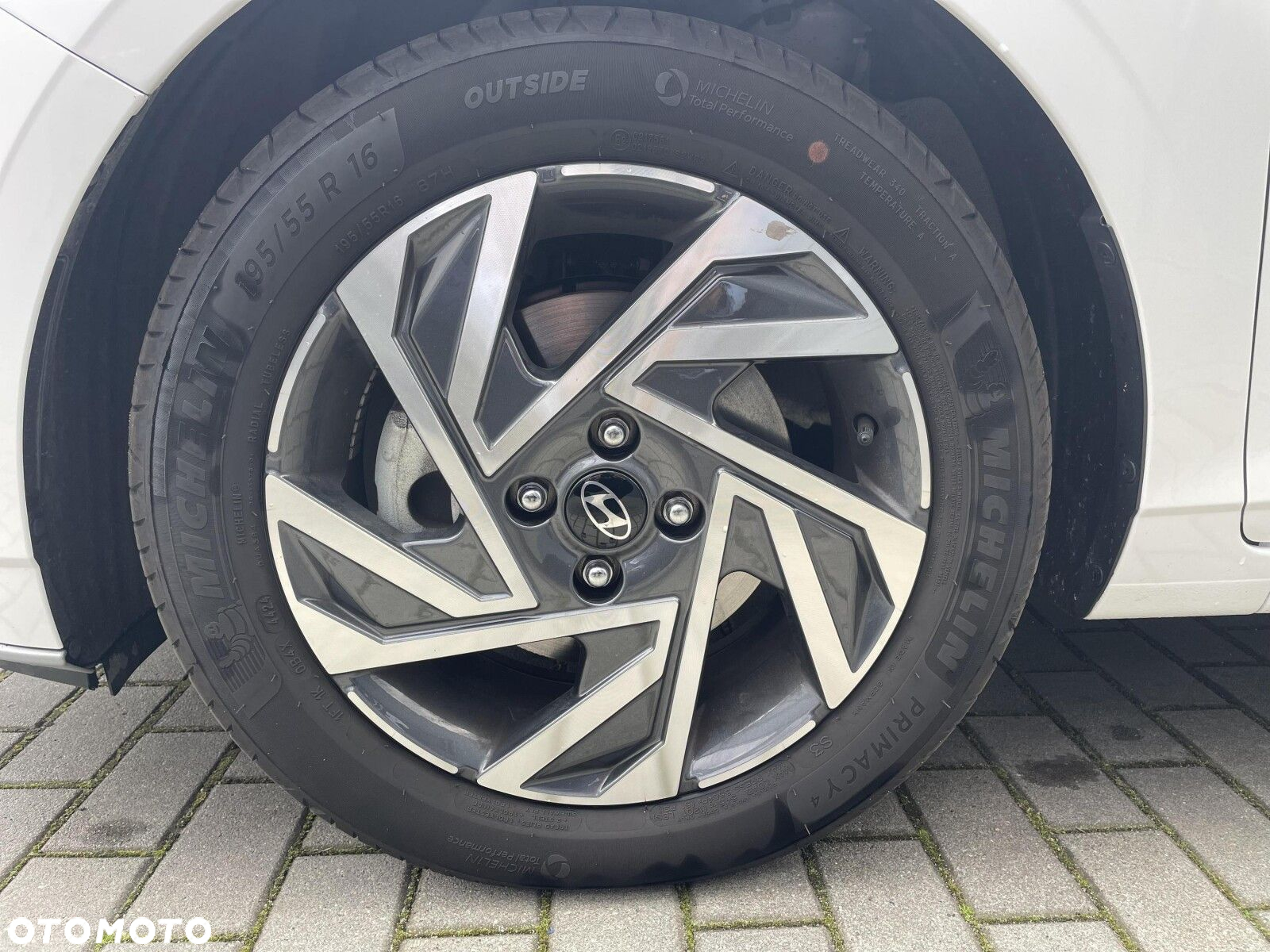 Hyundai i20 - 19