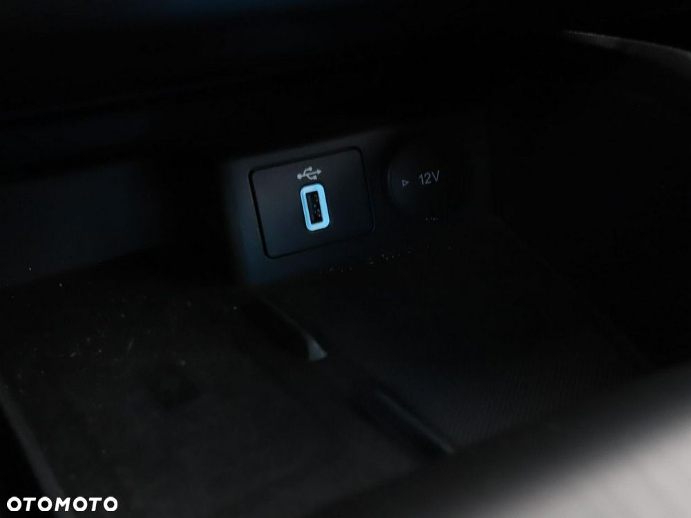 Ford Focus 1.5 EcoBlue Start-Stopp-System ST-LINE - 30