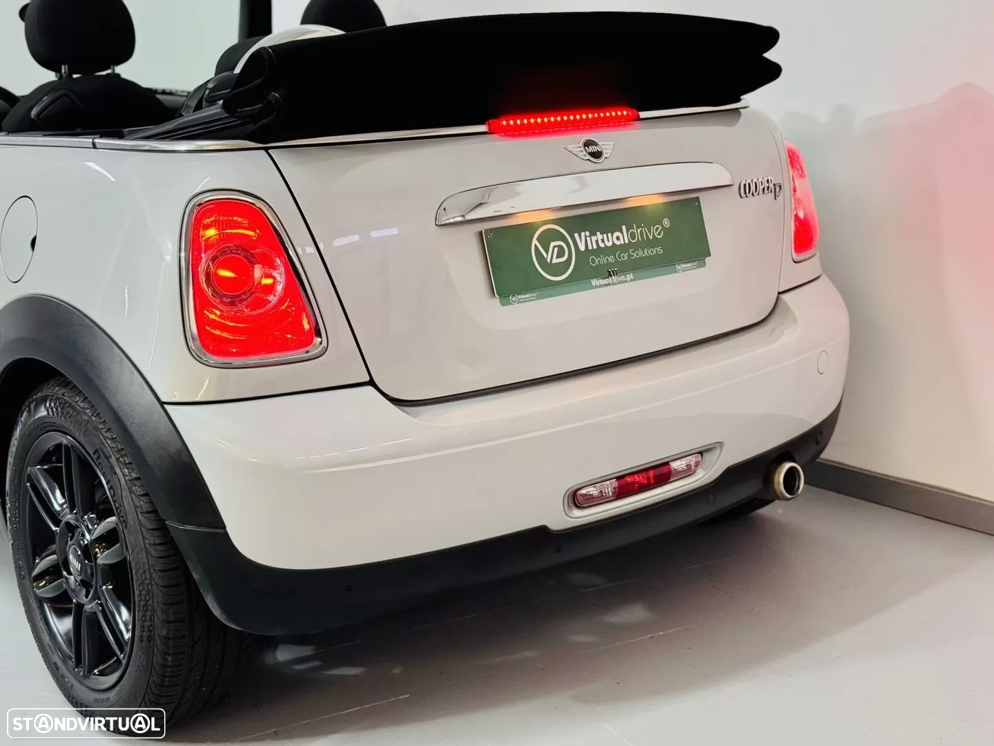 MINI Cabrio Cooper D - 19