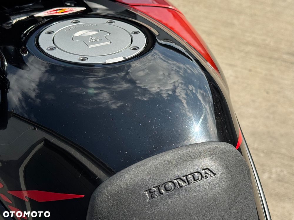 Honda CBF - 40