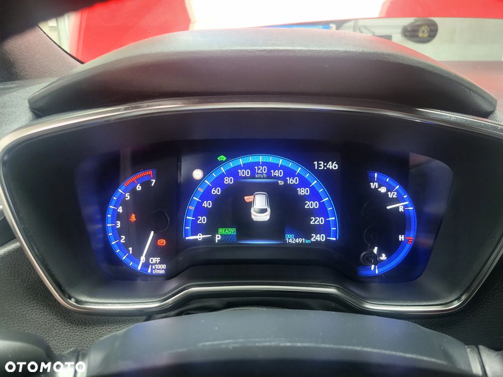 Toyota Corolla 1.8 Hybrid Executive - 29