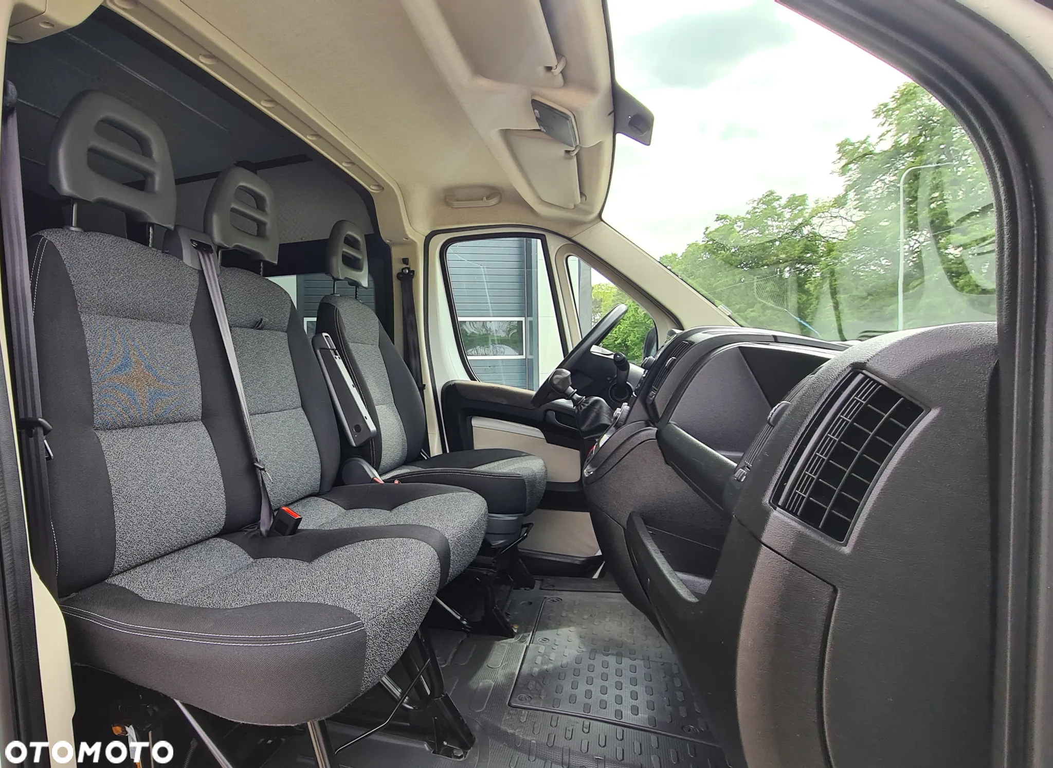 Peugeot BOXER L4H2 MAXI BRYGADÓWKA 9 OSÓB NAVI TEMPOMAT NR.84 - 16