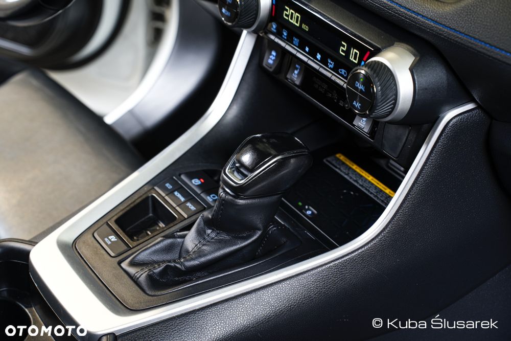 Toyota RAV4 2.5 Hybrid Selection 4x2 - 40