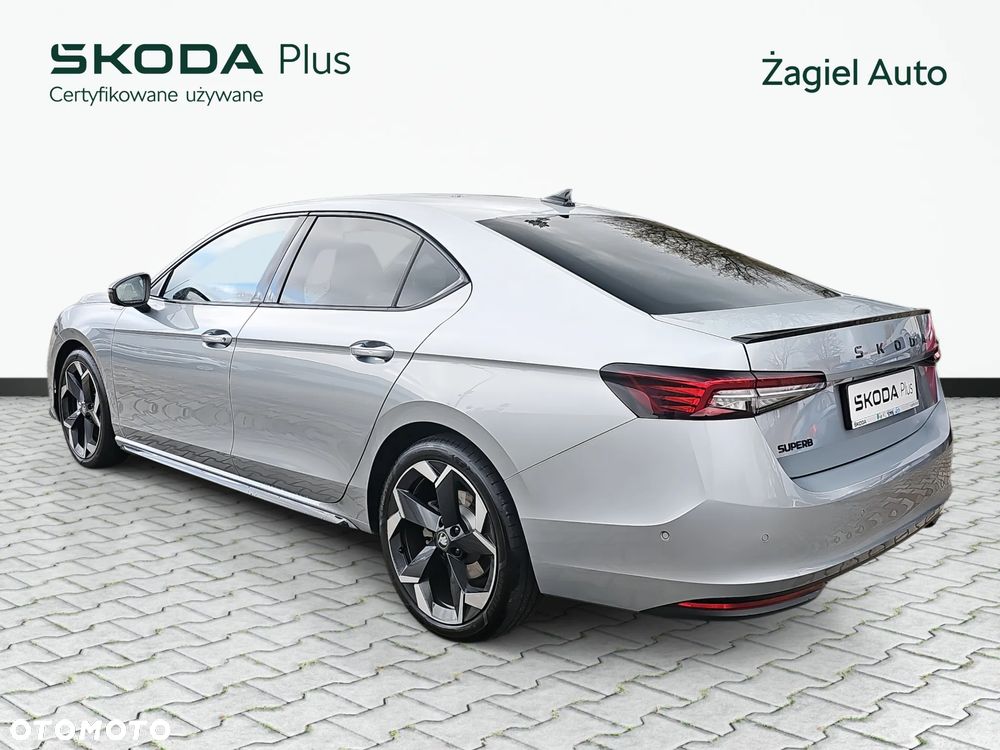 Skoda Superb 2.0 TSI Sportline DSG - 3
