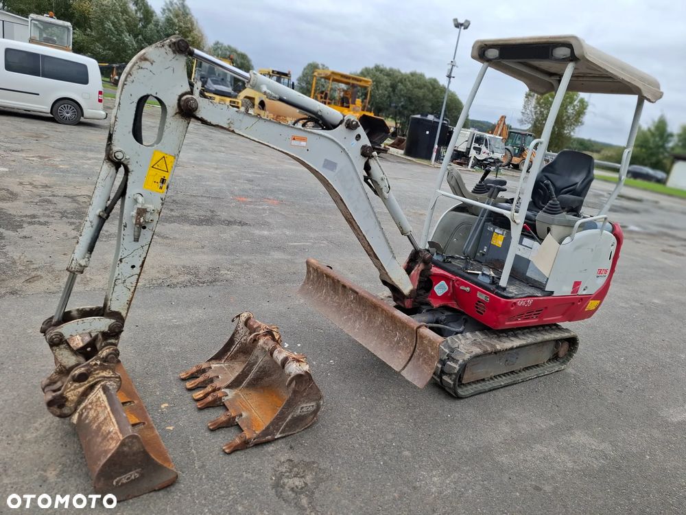 Takeuchi TB216 - 2