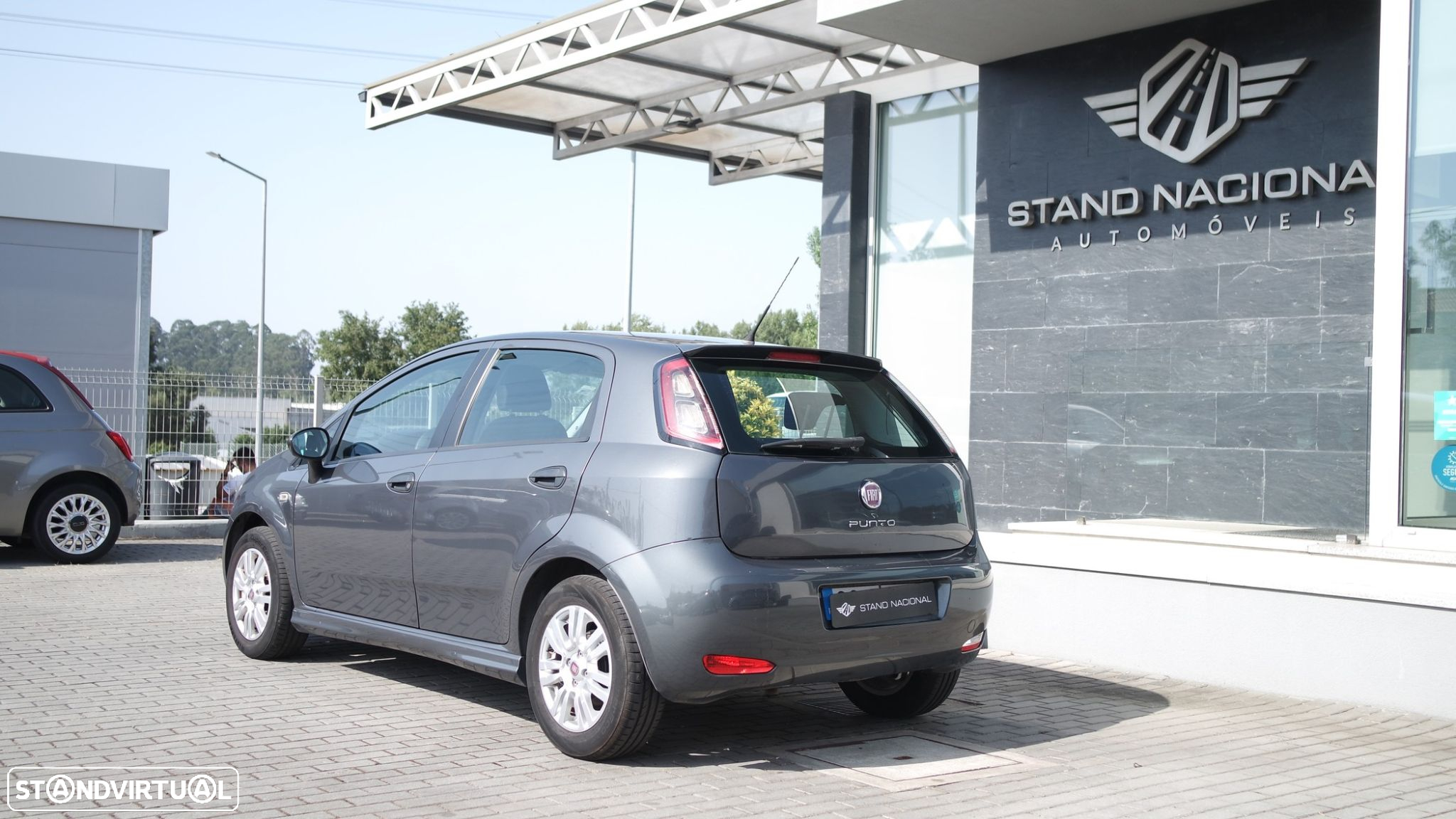 Fiat Punto 1.2 Young S&S - 10
