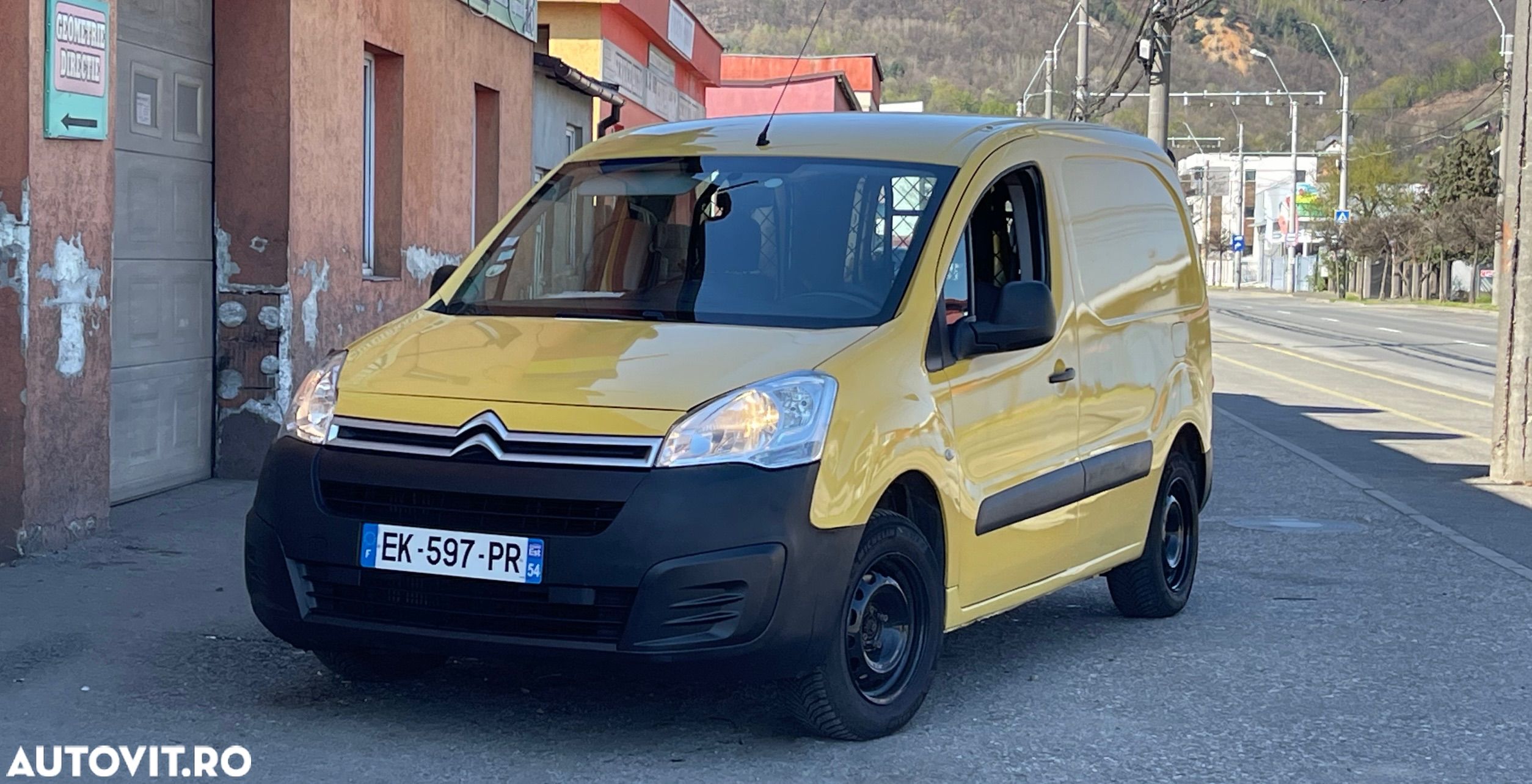 Citroën Berlingo 1.6 BlueHDi 100 S&S ETG6 Feel - 1