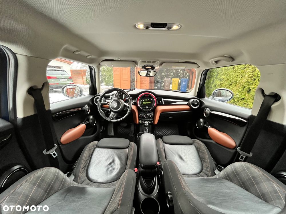 MINI Cooper S Standard - 8