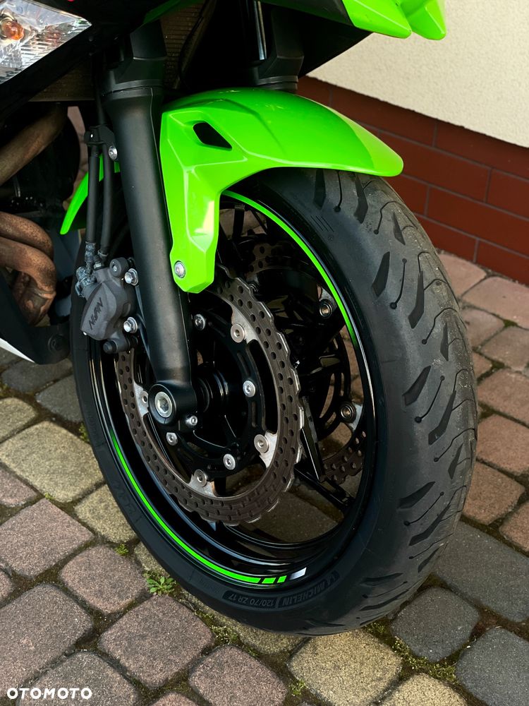 Kawasaki Ninja - 4