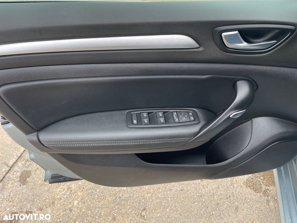 Renault Megane E-TECH Plug-in 160 INTENS - 29