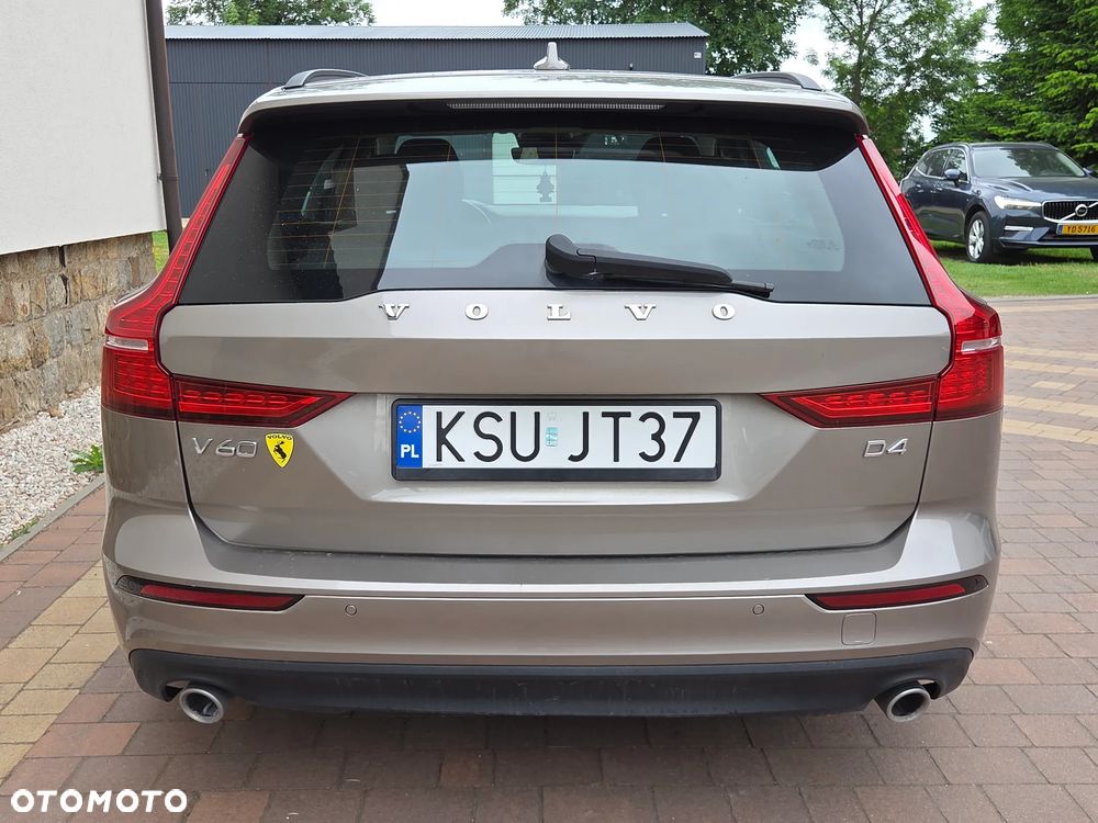 Volvo V60 D4 Geartronic Momentum - 6