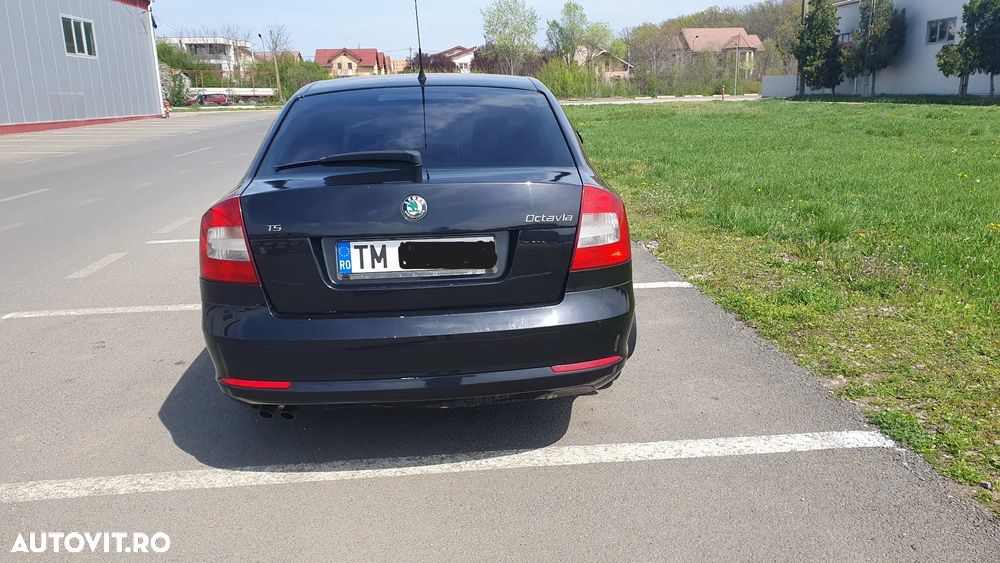 Skoda Octavia 1.4 TSI Ambiente - 2