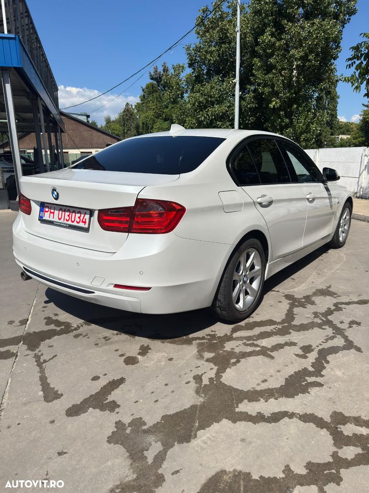 BMW Seria 3 318d Blue Performance Sport Line - 4