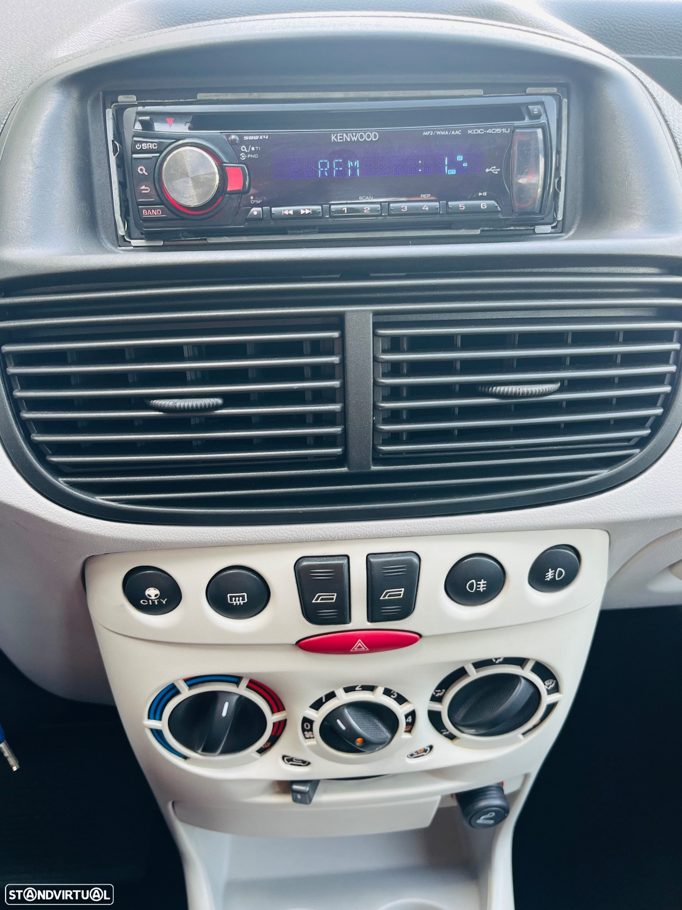 Fiat Punto 70 JTD Multijet Dynamic - 48