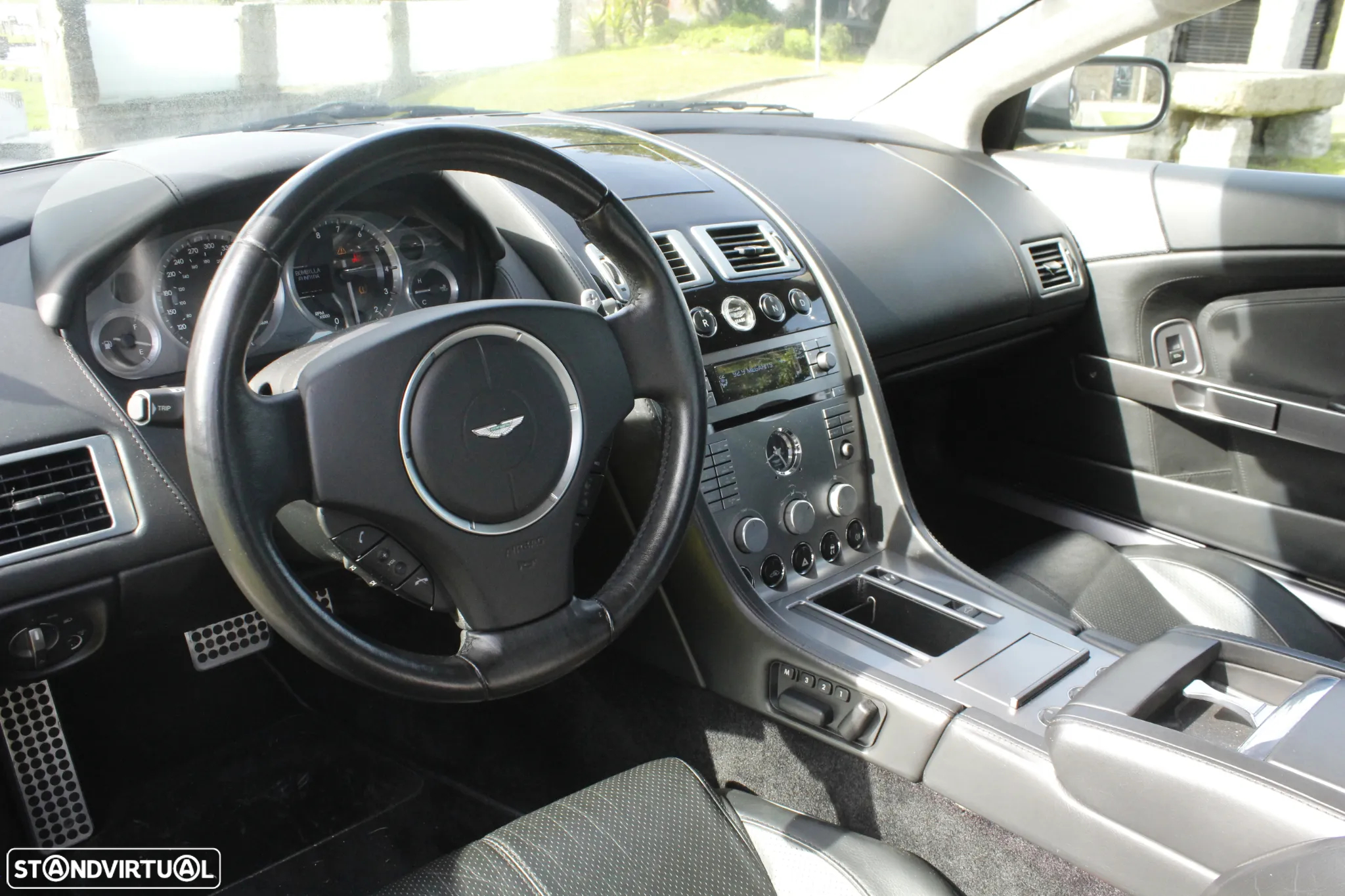 Aston Martin DB9 Coupe Touchtronic - 26