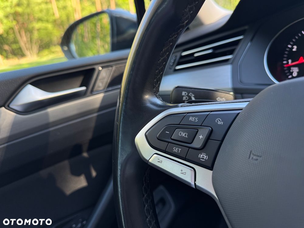 Volkswagen Passat 1.5 TSI EVO Essence DSG - 23