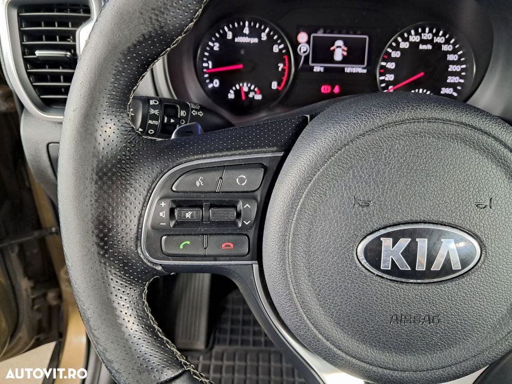 Kia Sportage - 13