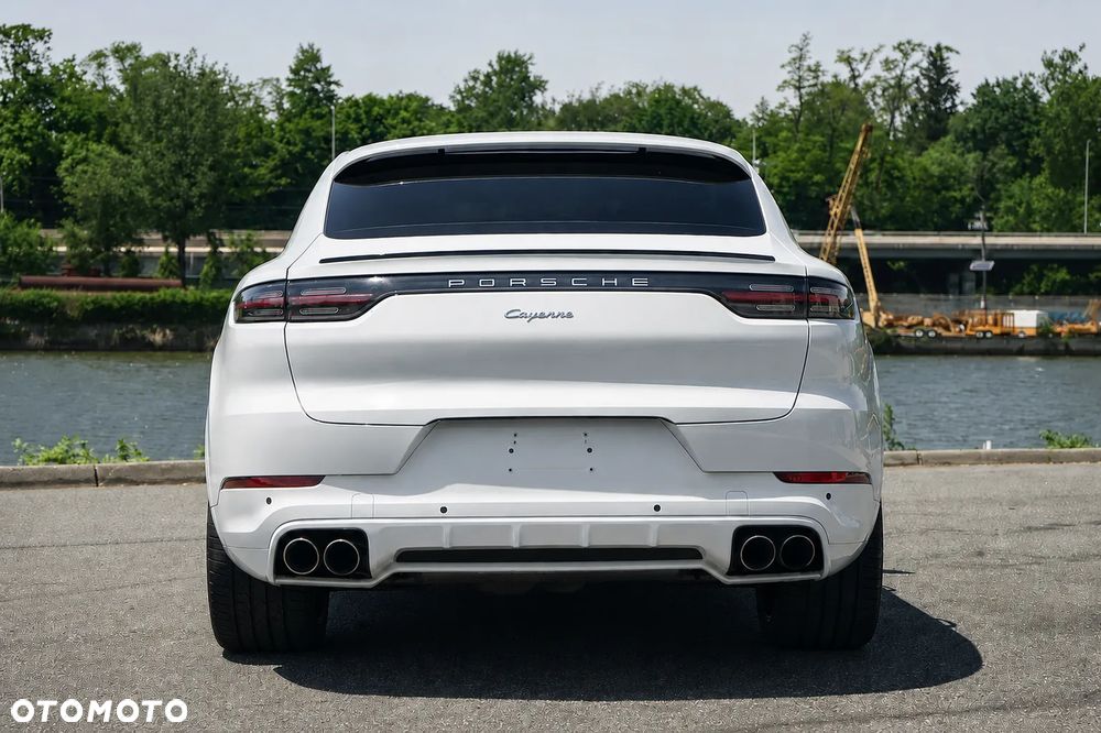 Porsche Cayenne Tiptronic S Platinum Edition - 4