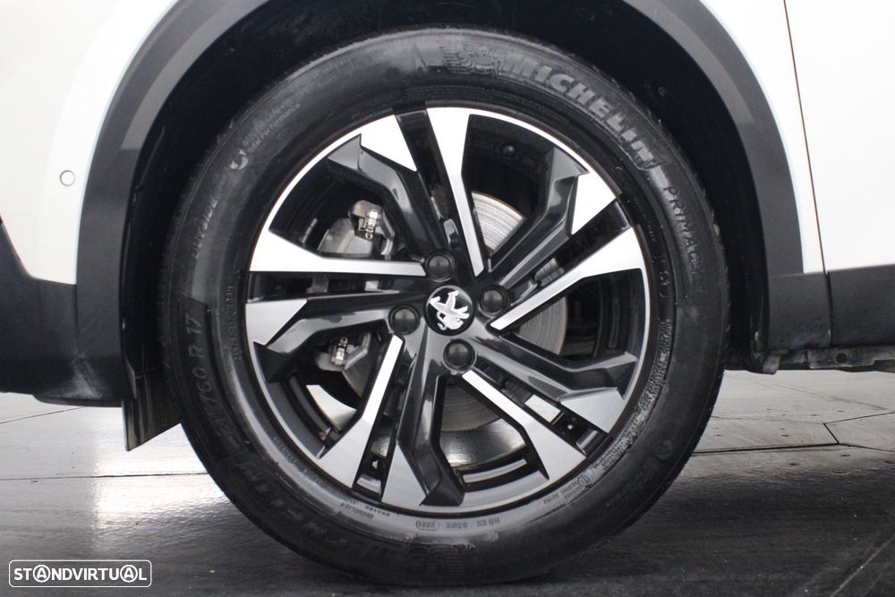 Peugeot e-2008 50 kWh GT Pack - 38