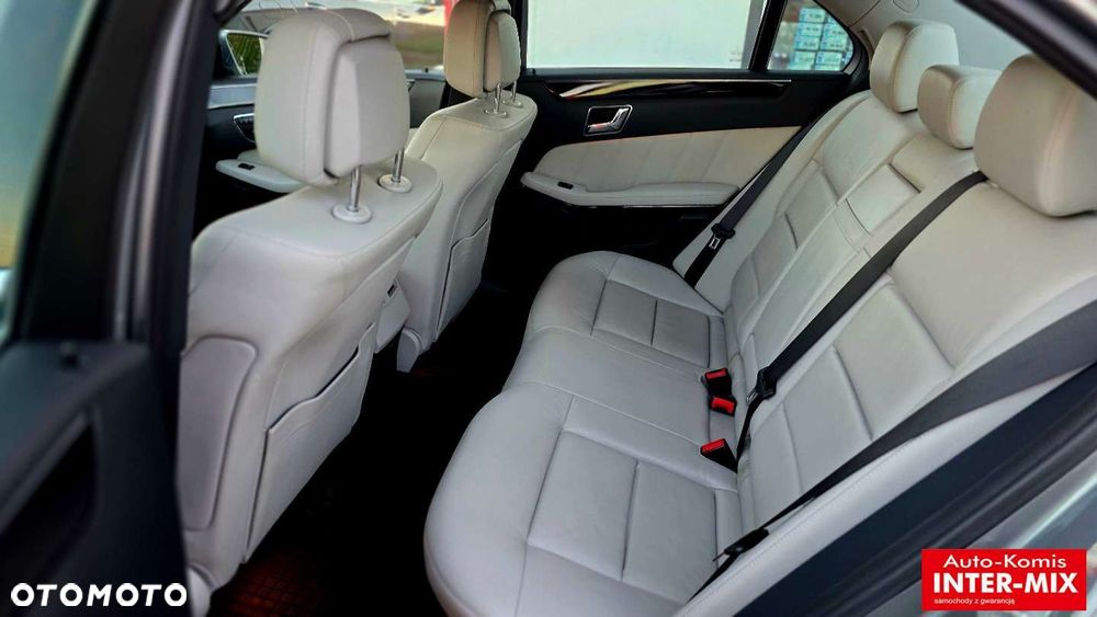 Mercedes-Benz Klasa E - 26