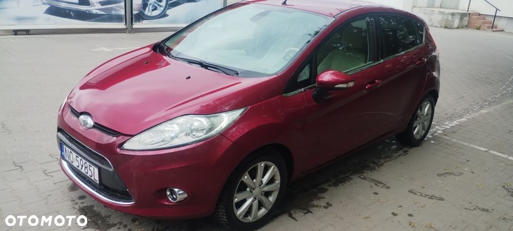 Ford Fiesta - 2