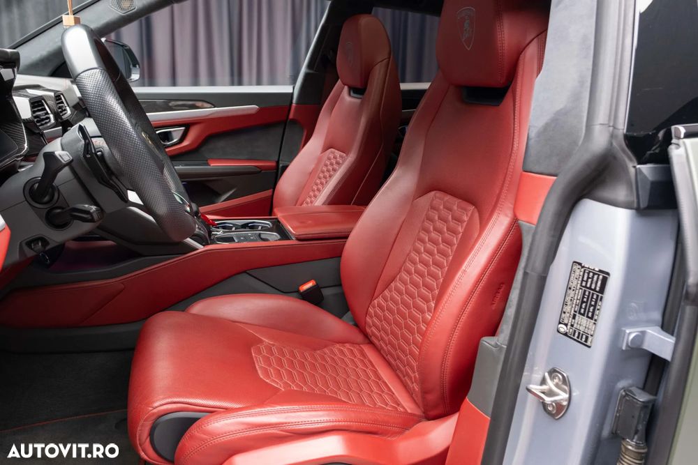 Lamborghini URUS - 9