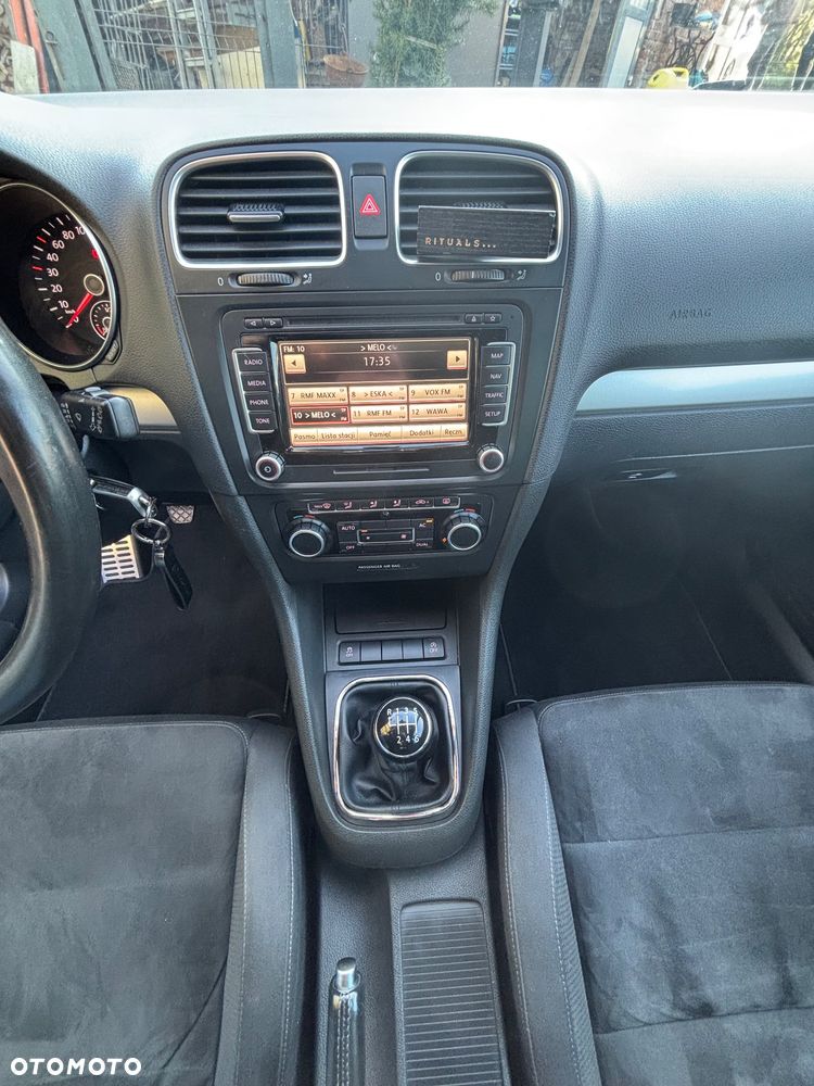Volkswagen Golf 2.0 TDI Highline - 15