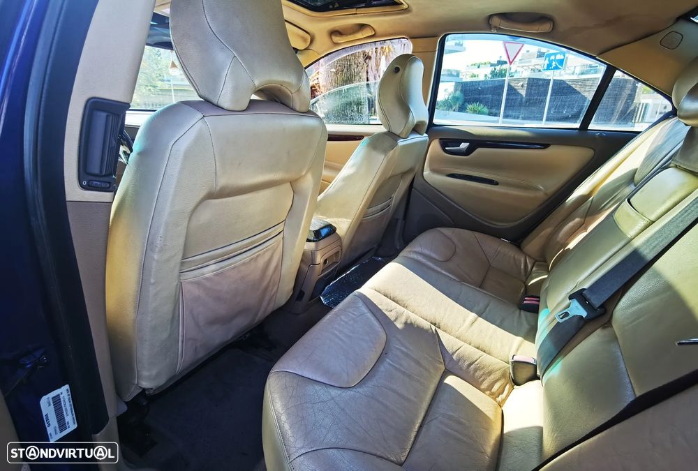 Volvo S60 2.3 T5 - 8