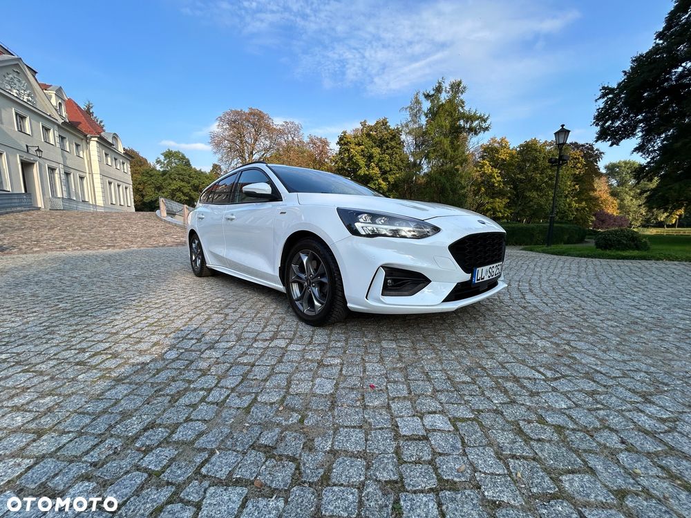 Ford Focus - 34