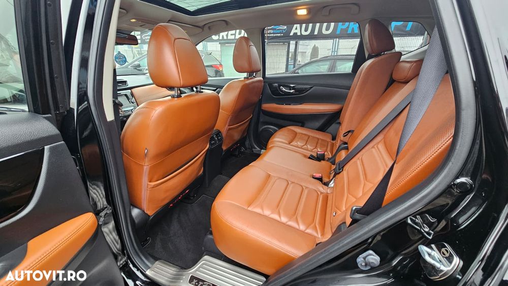 Nissan X-Trail 2.0 dCi ALL-MODE 4x4i Xtronic Tekna - 23