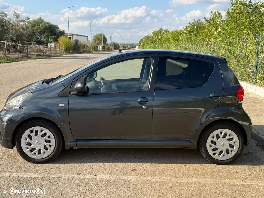 Toyota Aygo Standard - 7